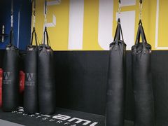 -成杰格斗·拳击·柔术·防身术(建设路店)