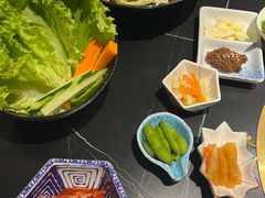 -山川小町·极番烧肉(新地假日广场店)