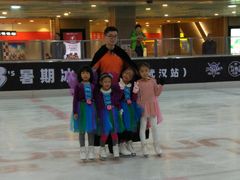 -奥山冰场(奥山世纪城店)