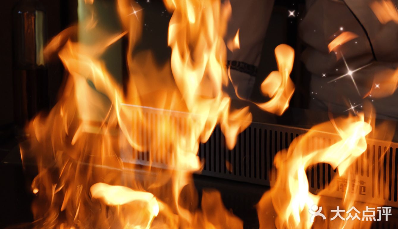 南苑年味套餐｜火上浇油的铁板烧可有新年氛围啦🔥 