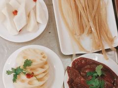 -山城年华老火锅(玉林店)