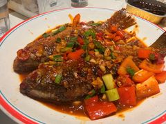 红烧鲫鱼-龚海宝· 烧烤· 羊肉原切挂糊更好吃(庄市店)