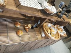 -沁屋面包店(人民东路店)