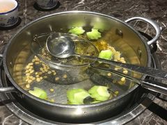 凉瓜黄豆锅底-仄园围炉坊·牛肉火锅·汕头卤水火锅(蛇口店)