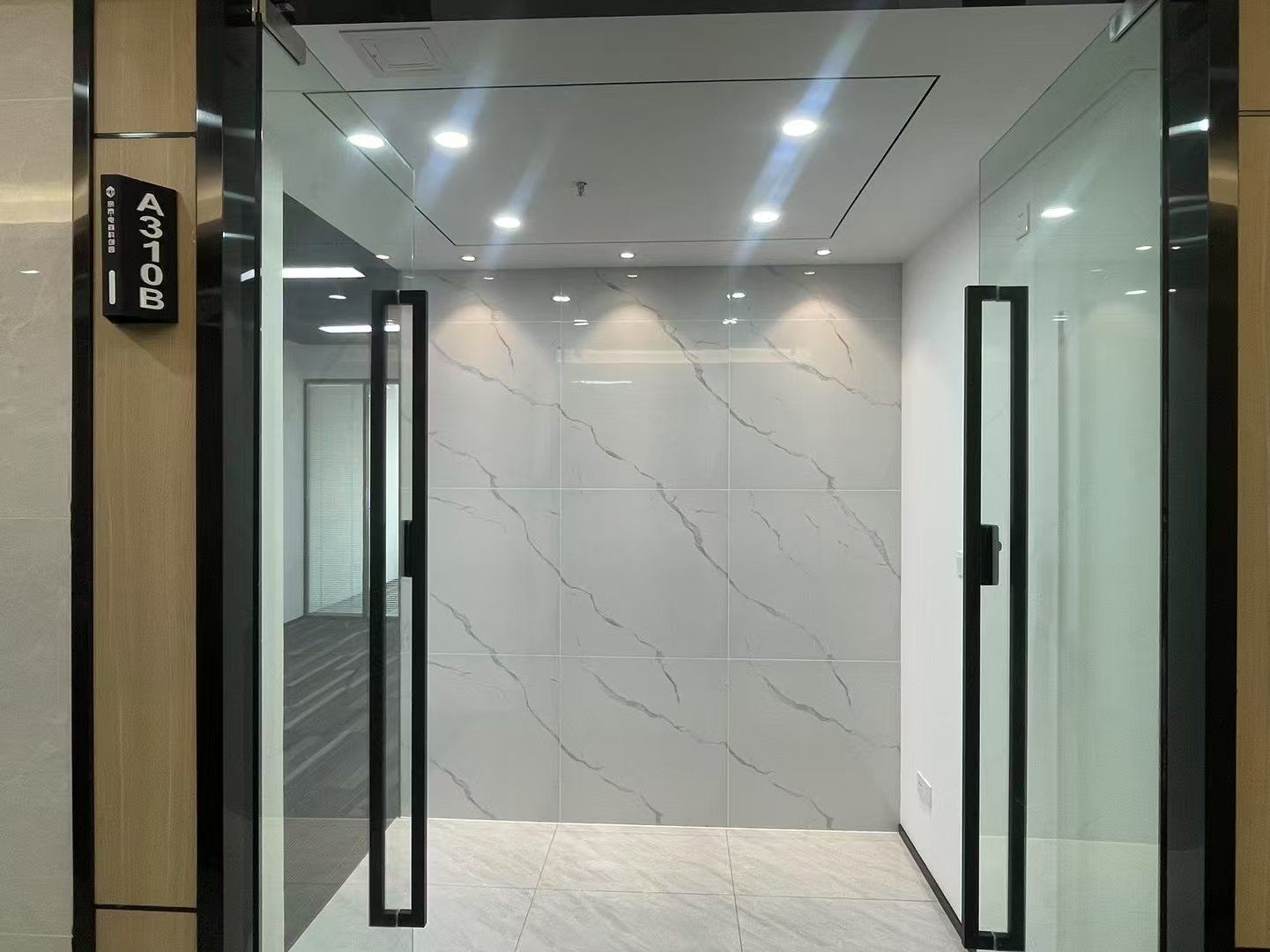 石岩玻璃门～清晰的界限 办公室