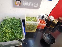 -螺小胖柳州螺蛳粉(钟楼总店)