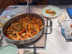 -黄记煌三汁焖锅(新佳丽江汉路店)