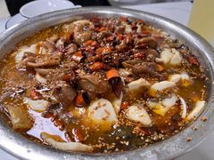酸菜鱼-黑皮酸菜鱼(三山街店)