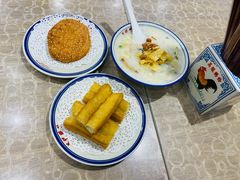 艇仔粥-荔银肠粉(广州天河华利路店)