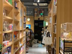 -百新书局(尚悦湾店)