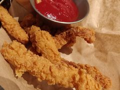 -必胜客(欢乐颂店)