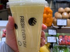 甘蔗柠檬汁-每日新鲜水果吧(黄浦来福士店)