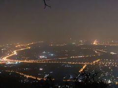 -鬼笑石后山停车场