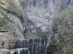 -燕子河大峡谷天坑仙境