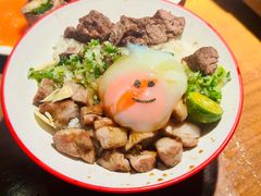蒜蒜盐葱猪牛肋条饭-满满初牛·炭烧牛肉专门店(国大店)