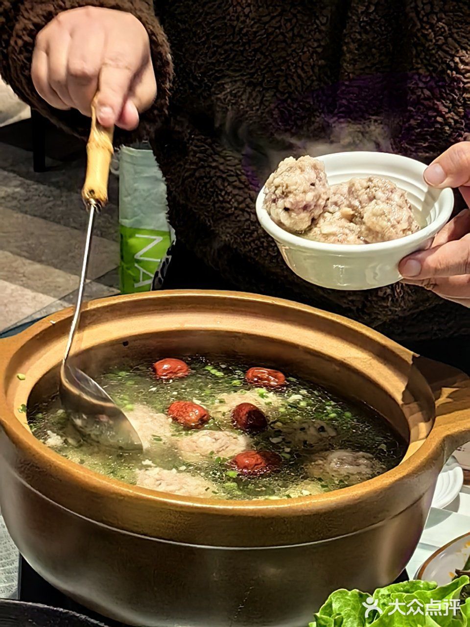 人生建议！吃完青山这家湘菜再去武汉站