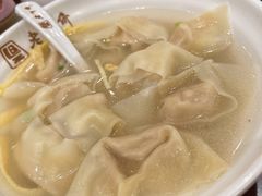 刀鱼馄饨-老半斋(福州路店)