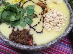 -香巴拉云南餐厅(华莱坞店)