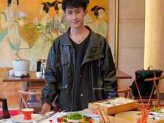 -云南荟·湖畔领宴(领事馆店)