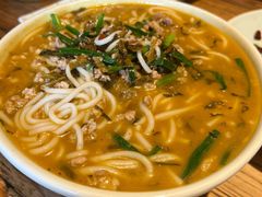 小锅米线-云之南(八里庄店)