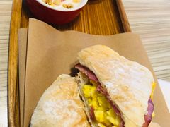 -必胜客(绿地新都会店)