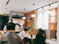 大堂-李与白包子铺(桐梓林店)