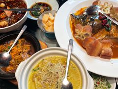 -鸽子侯·家宴·平价海鲜(市图书馆店)