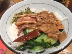 -狮头牌卤味研究所·卤味饭(花城汇南区店)