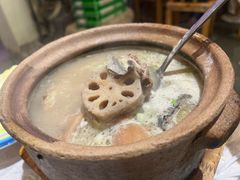 -霄汉牛三鲜湖北砂锅菜(万松园2店)