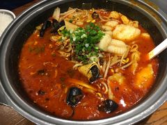 -渝是乎川渝小炒(新世界百货望京店)