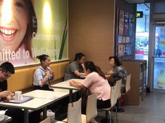 -麦当劳(轻轨曹杨路店)