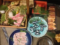 -山川小町·极番烧肉(新地假日广场店)