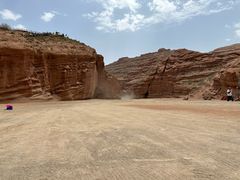 -天山神秘大峡谷