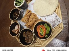 -唐山宴百姓府邸院落中餐