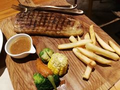 -SEN CASTLE城堡西餐(创意设计中心店)