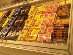 -好利来(上海长宁龙之梦店)