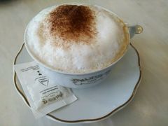 -Majestic Café