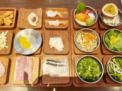 -银米·云南传统过桥米线(双廊黑金冠店)