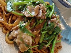 -潮界(LU·ONE凯德晶萃广场店)