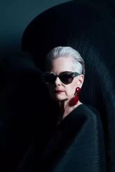 -乌贝卡专业假发