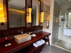 -南京夜泊秦淮君亭酒店·金陵书画院