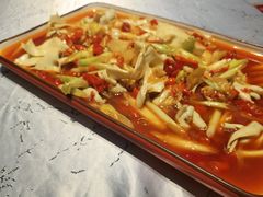 鲜椒黄喉-红辣椒·川菜·火锅(科华路店)