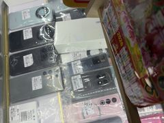 -修卜凡二手严选店·手机维修·回收租赁(川沙地铁站店)