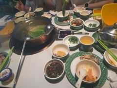 -润园四季椰子鸡火锅(卓越INTOWN店)