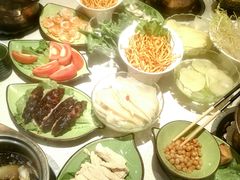 -一叶一世界·素食餐厅(锦华万达店)