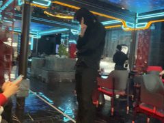 -屋有岛沉浸游戏旗舰店(中山公园店)