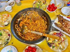 -日新铁锅焖面(坝上店)