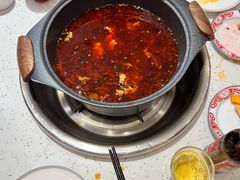 -佬缸炮江湖川菜(玉林店)