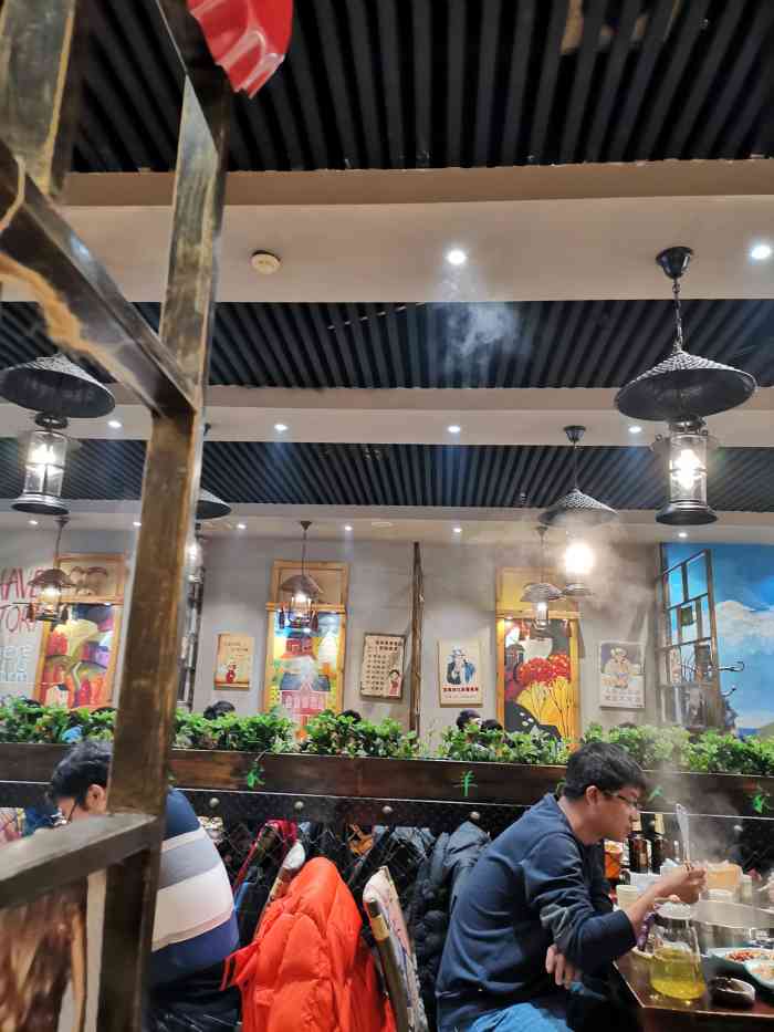 羊庄人家-"来了很多次了 羊肉串非常好吃 红柳枝的 ."-大众点评移动版