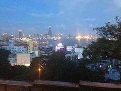 -高雄佳适旅舍-六合馆